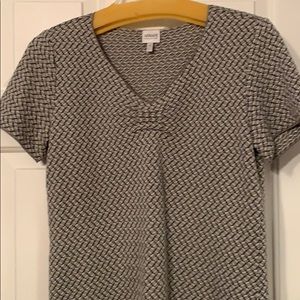 DONATING SOON 🧸Armani Collezioni Top